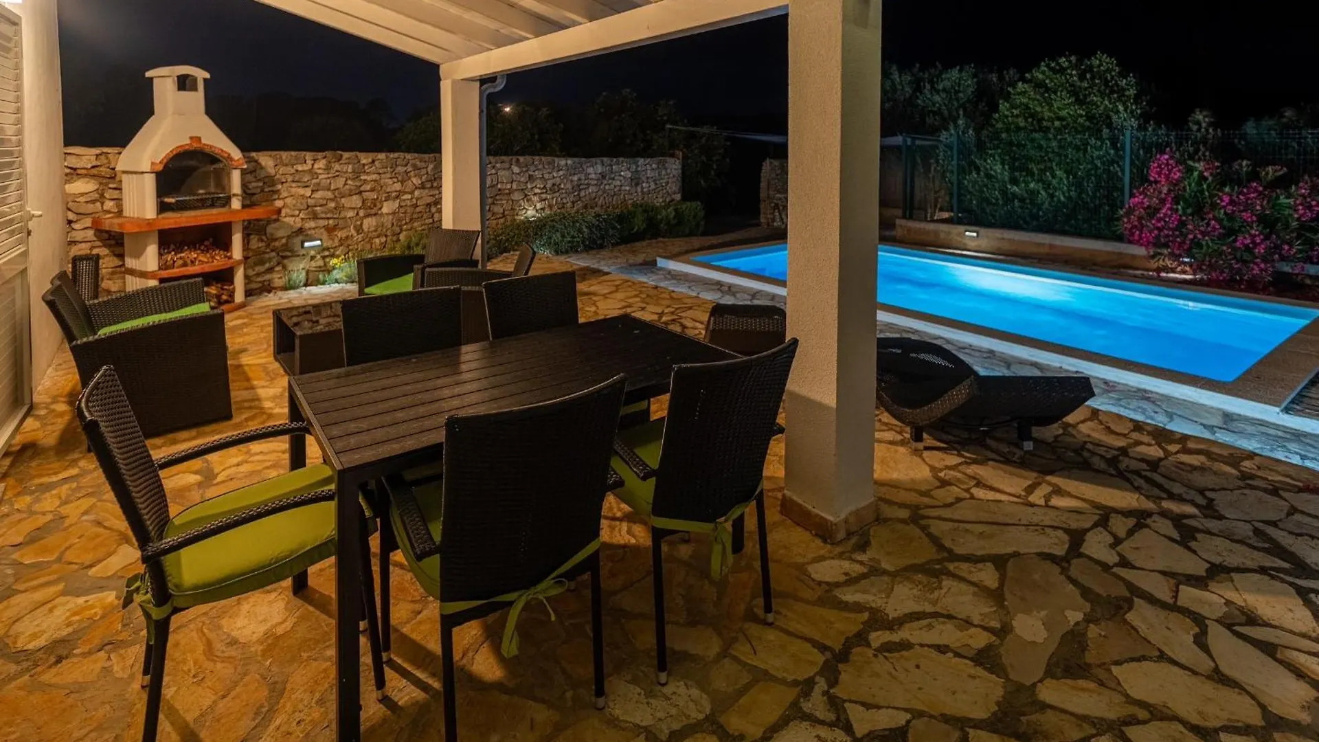 Holiday home House Sakarun With Swimming Pool Villa Veli Rat